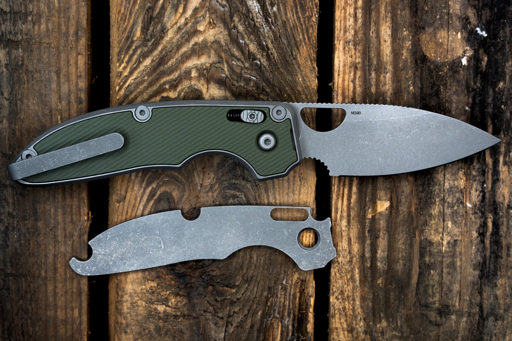 SOLD OUT) Alter Folding Knife - Smooth Titanium + OD Green G10